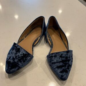 Blue velvet flats, size 9, good quality- gently used, pointed toe, soft feel